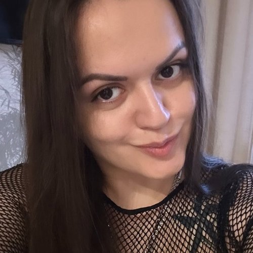 Полина