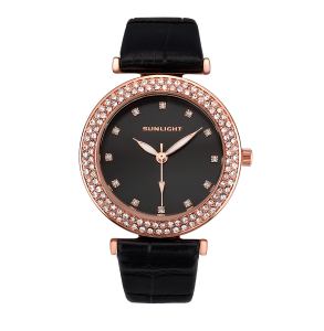 Женские часы с кристаллами на кожаном ремне