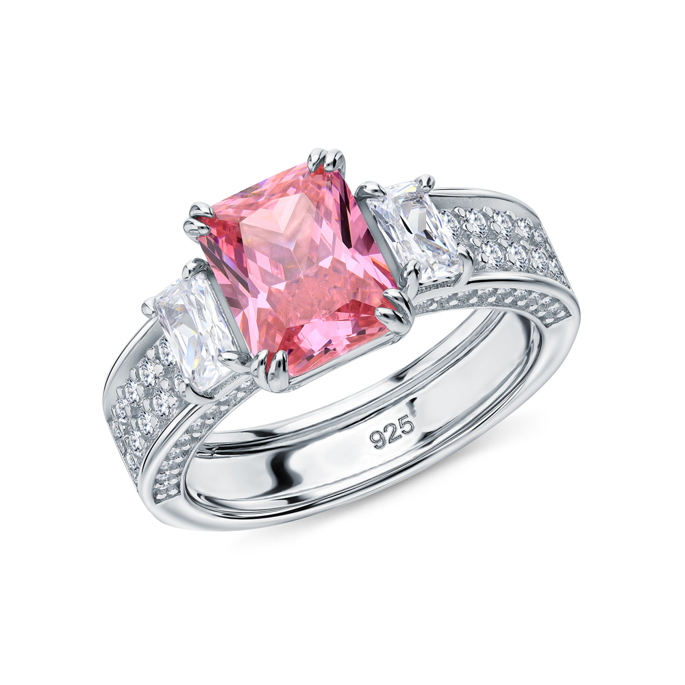 Серебряное кольцо с фианитами в Нижнем Новгороде